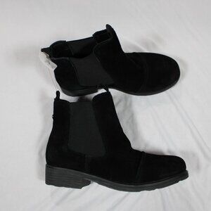 Bernie Mev Black Suede Chelsea Ankle Boots Size 8.5 (EU39) NWOB